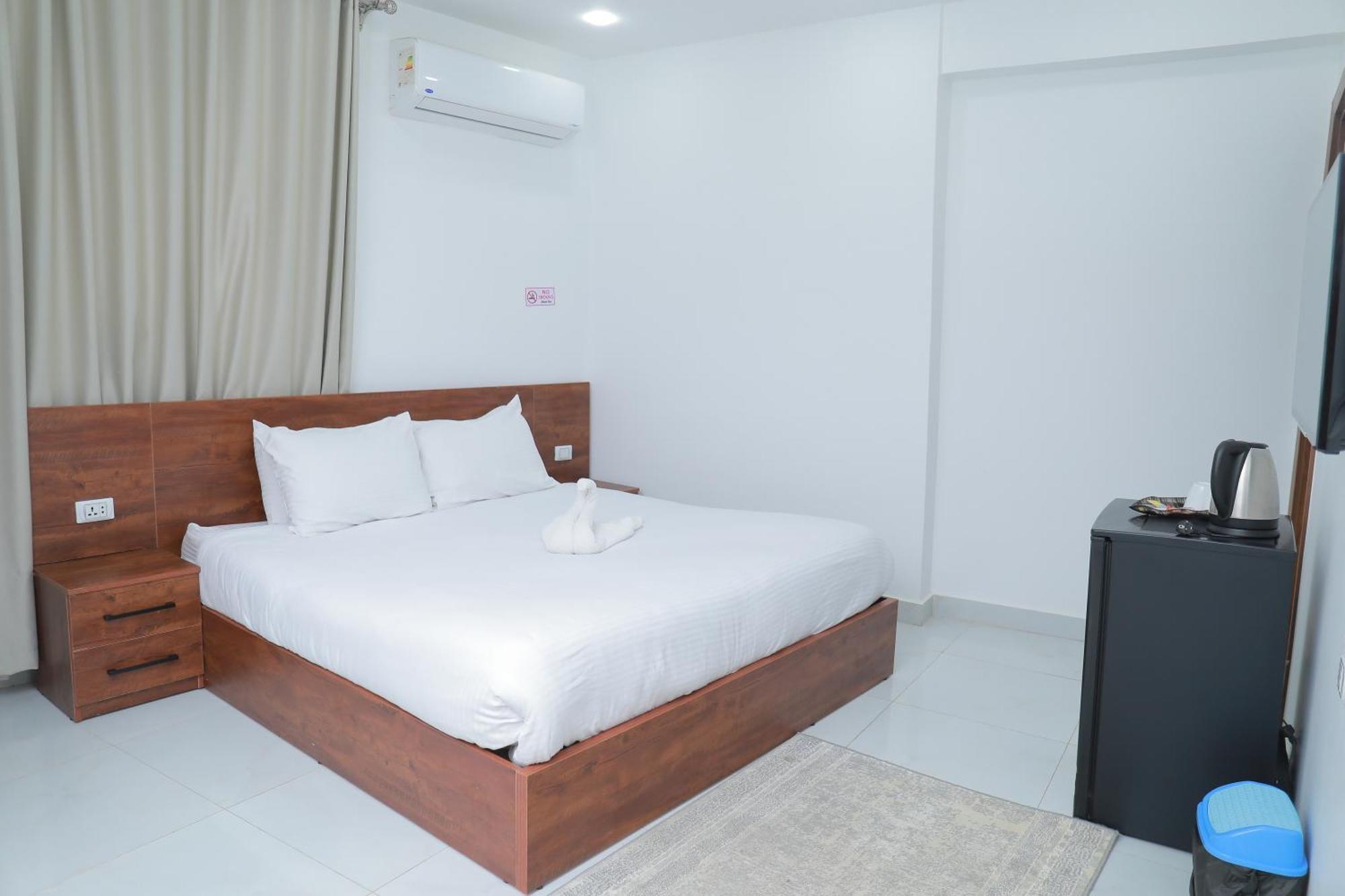 Prince Pyramids Inn Kafret el-Gabal Exterior foto