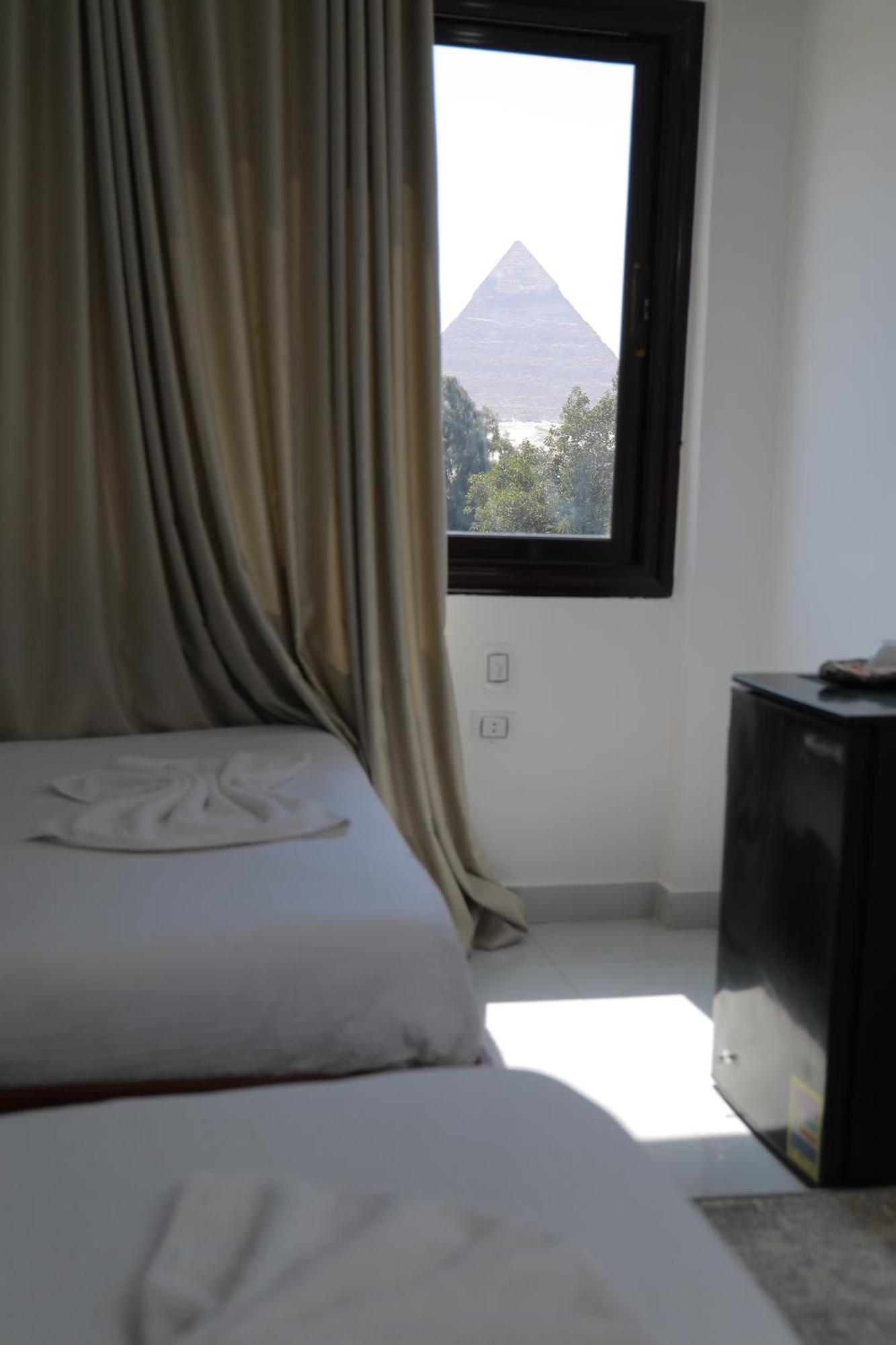Prince Pyramids Inn Kafret el-Gabal Exterior foto