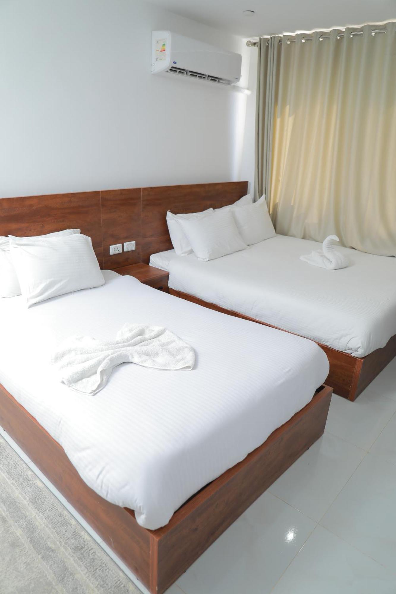 Prince Pyramids Inn Kafret el-Gabal Exterior foto