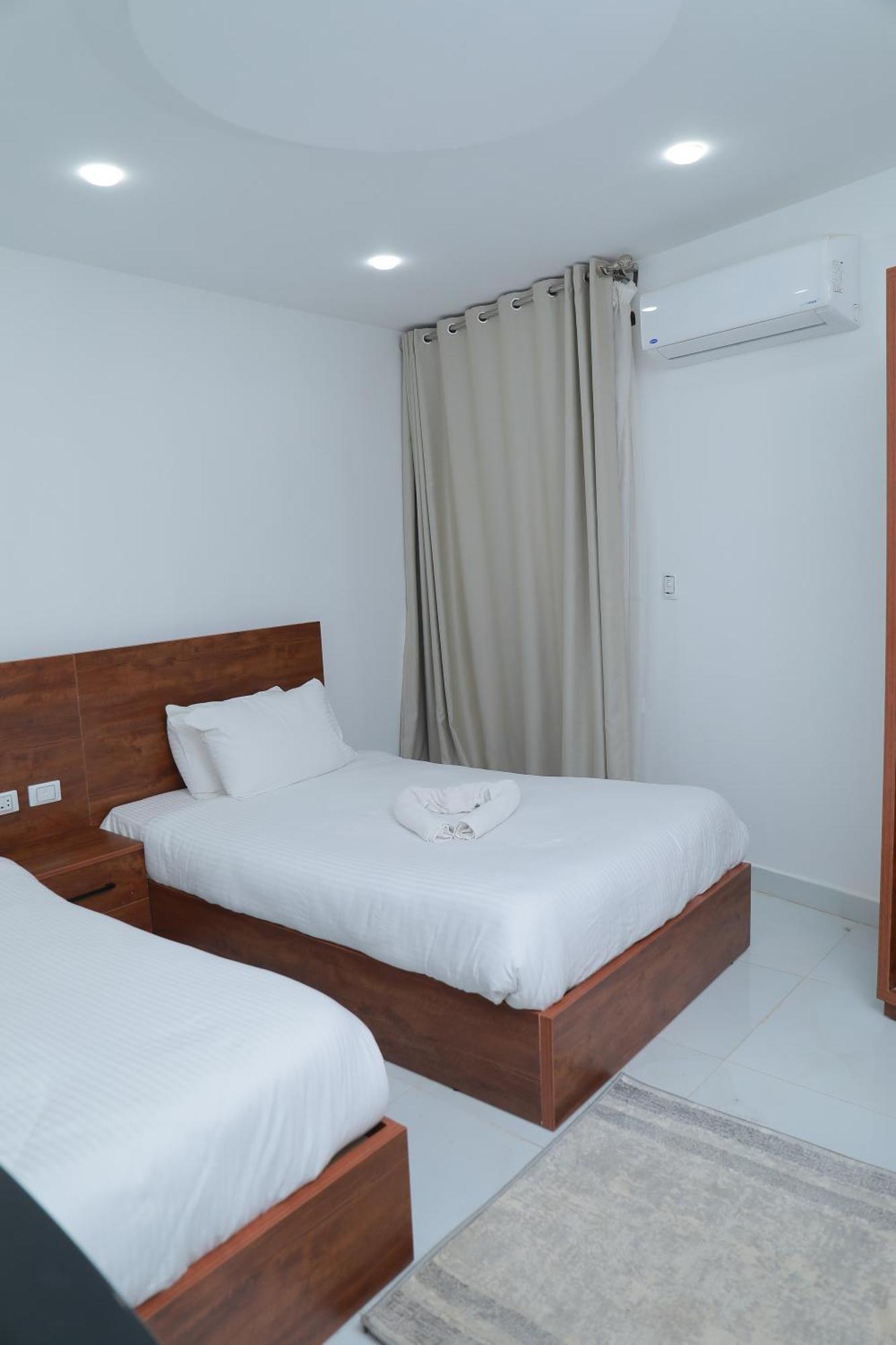 Prince Pyramids Inn Kafret el-Gabal Exterior foto